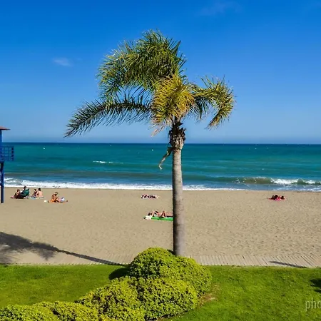 Lomas De Mena 20 - Atico Con Vistas Al Mar - Barbacoa Y Piscina- Parking Gratis -excelente Conexion Wifi Apartament Benalmádena