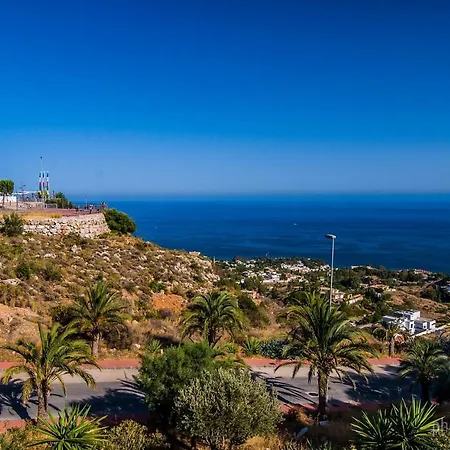 Lomas De Mena 20 - Atico Con Vistas Al Mar - Barbacoa Y Piscina- Parking Gratis -excelente Conexion Wifi